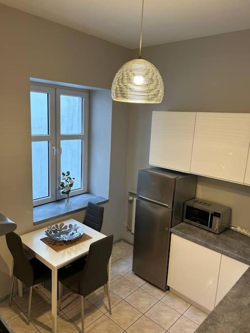 Big Apart - Rynek 8 - Nice View - 3 Rooms - 9 People วรอตซวาฟ ภายนอก รูปภาพ